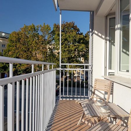 Grand Theater Beige Apartment Varşovia Exterior foto